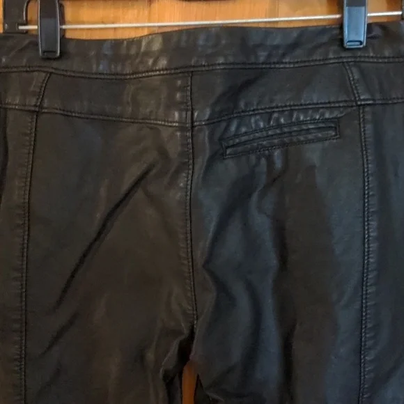 BlankNyc Faux Leather Skinny Pants Ankle Zip Black Size 27 Mid to Low Rise - Picture 6 of 10
